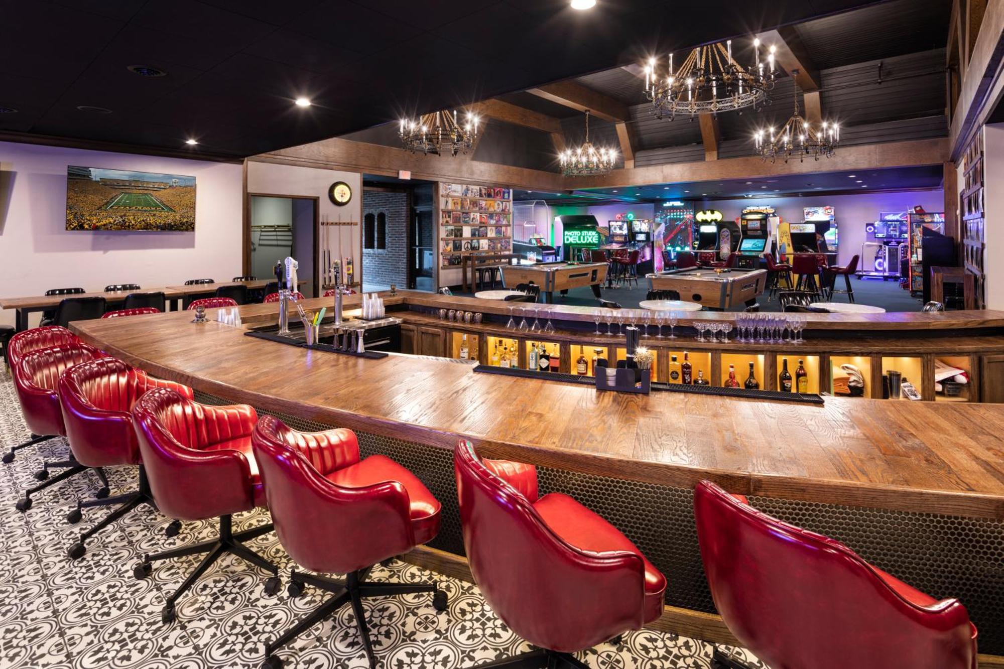 איווה סיטי The Highlander Hotel, Ascend Hotel Collection מראה חיצוני תמונה